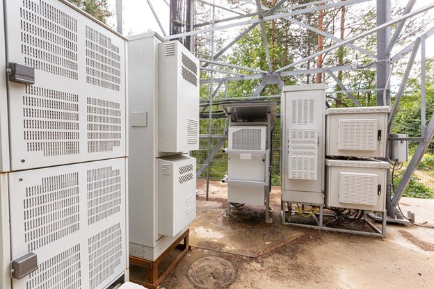 Considerations for selecting Outdoor Telecom Cabinets