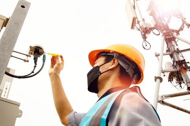 Maintenance and Repair of Outdoor Telecom Cabinets